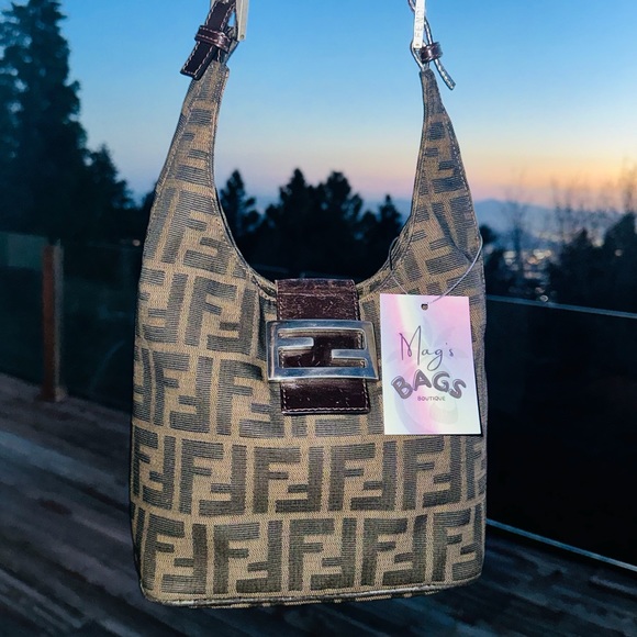 Fendi: Zucca Monogram Croissant Baguette Hobo Bag - Picture 4 of 16